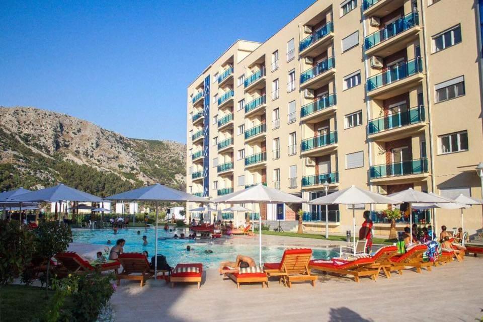Apartament Luka *